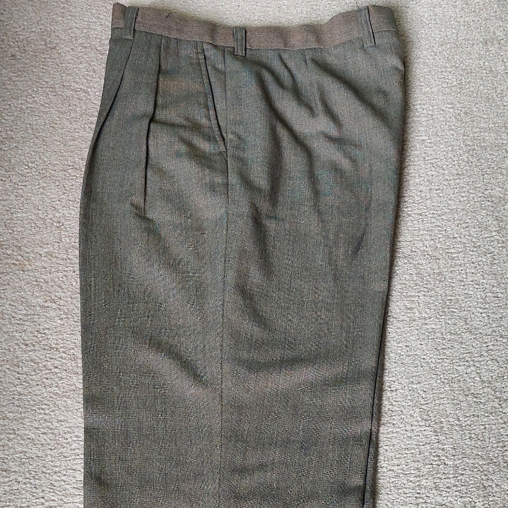 Garbang checkers dress pants Never wore.